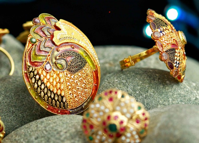 gold-jewellery