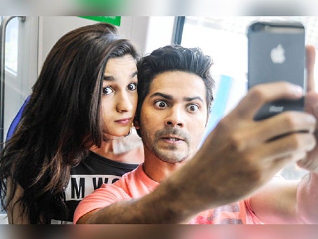 945049-selfie-1440571912-357-640x480