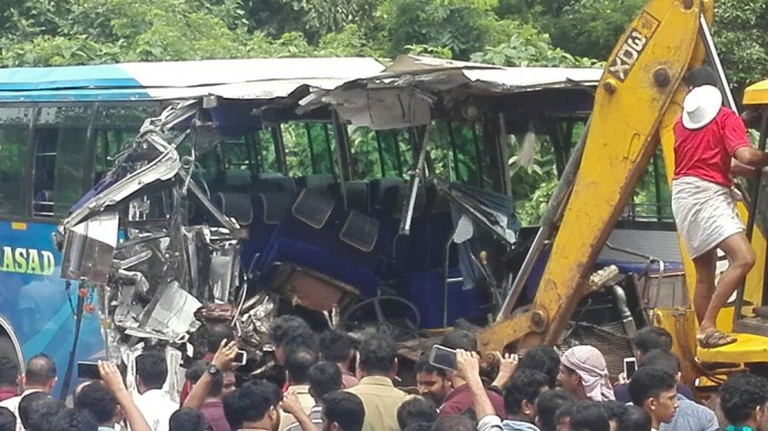 bus accident (5)