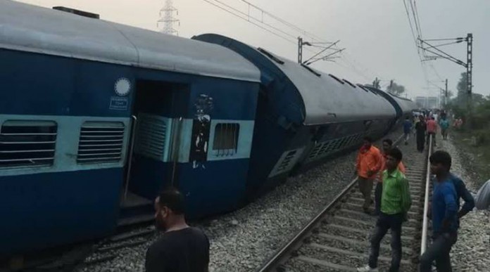 jhelum-express-derailed