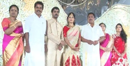 adoor-prakash-son-ajay-krishna-biju-ramesh-daughter-megha-wedding-engagement-500x255
