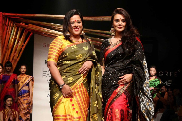Priety Zinta lakme fashion week 