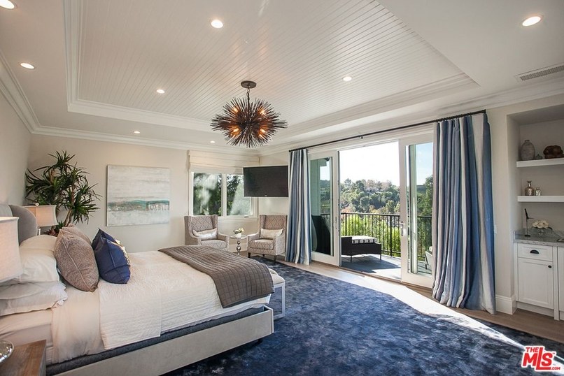 Nick Carter sells remodeled Hidden Hills home for $4.075M